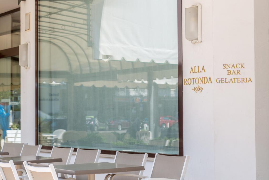 Hotel Alla Rotonda 리도 디 예솔로 외부 사진